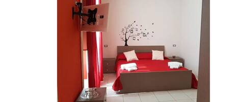 Desk, rollaway beds, free WiFi, bed sheets