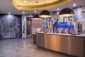 Lobby - Hotel Indigo (Frisco)