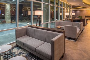 Lobby - Hotel Indigo (Frisco)