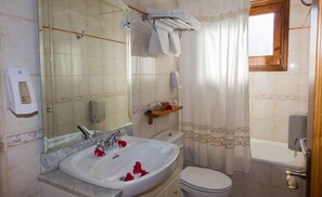 Chambre Double | Salle de bain