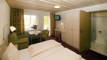 In-room safe, desk, free WiFi, bed sheets