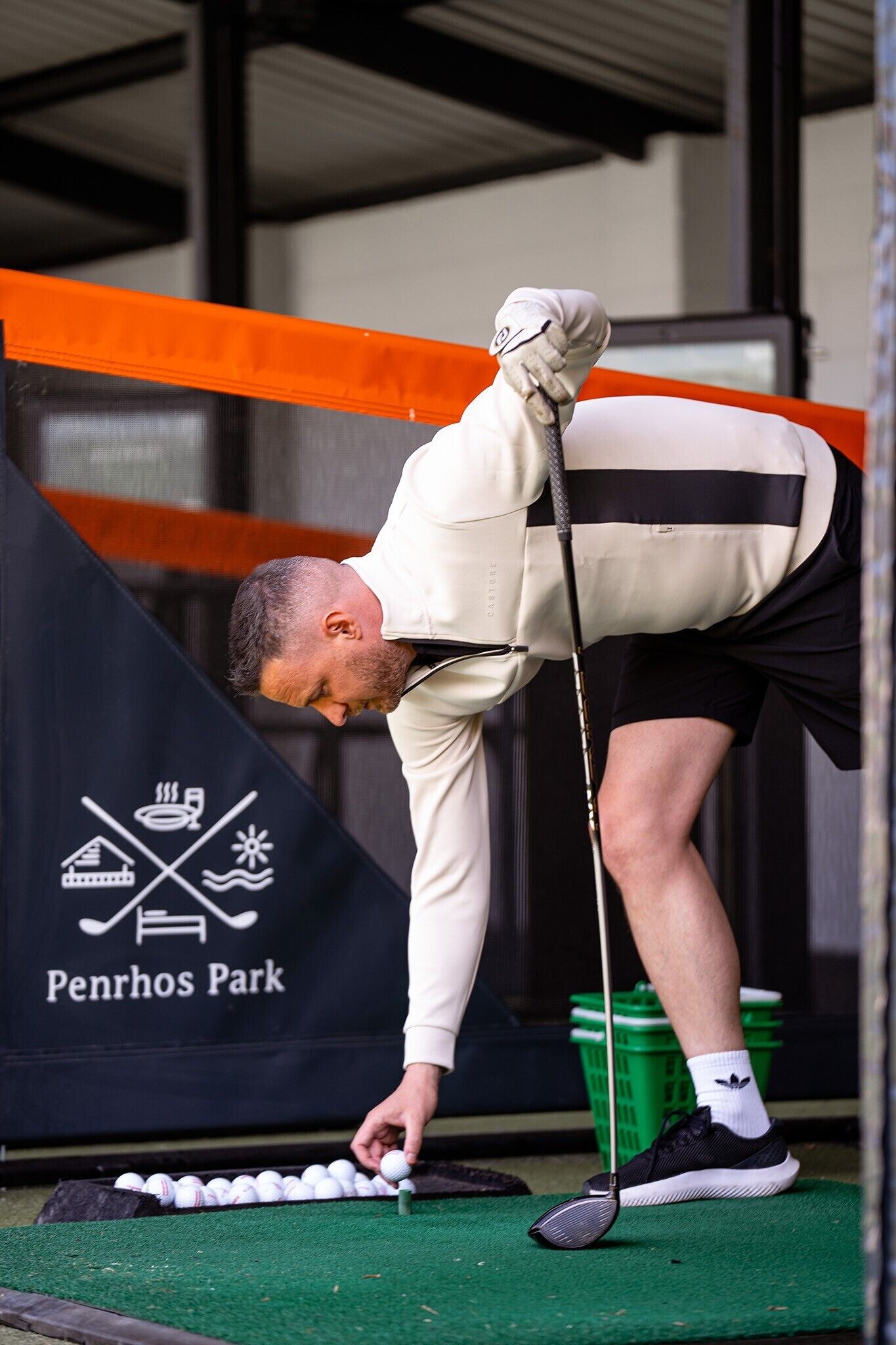 indoor golf driving range