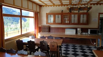 Frühstück, Mittagessen und Abendessen