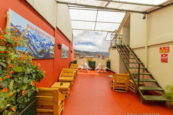 ลานระเบียง/นอกชาน