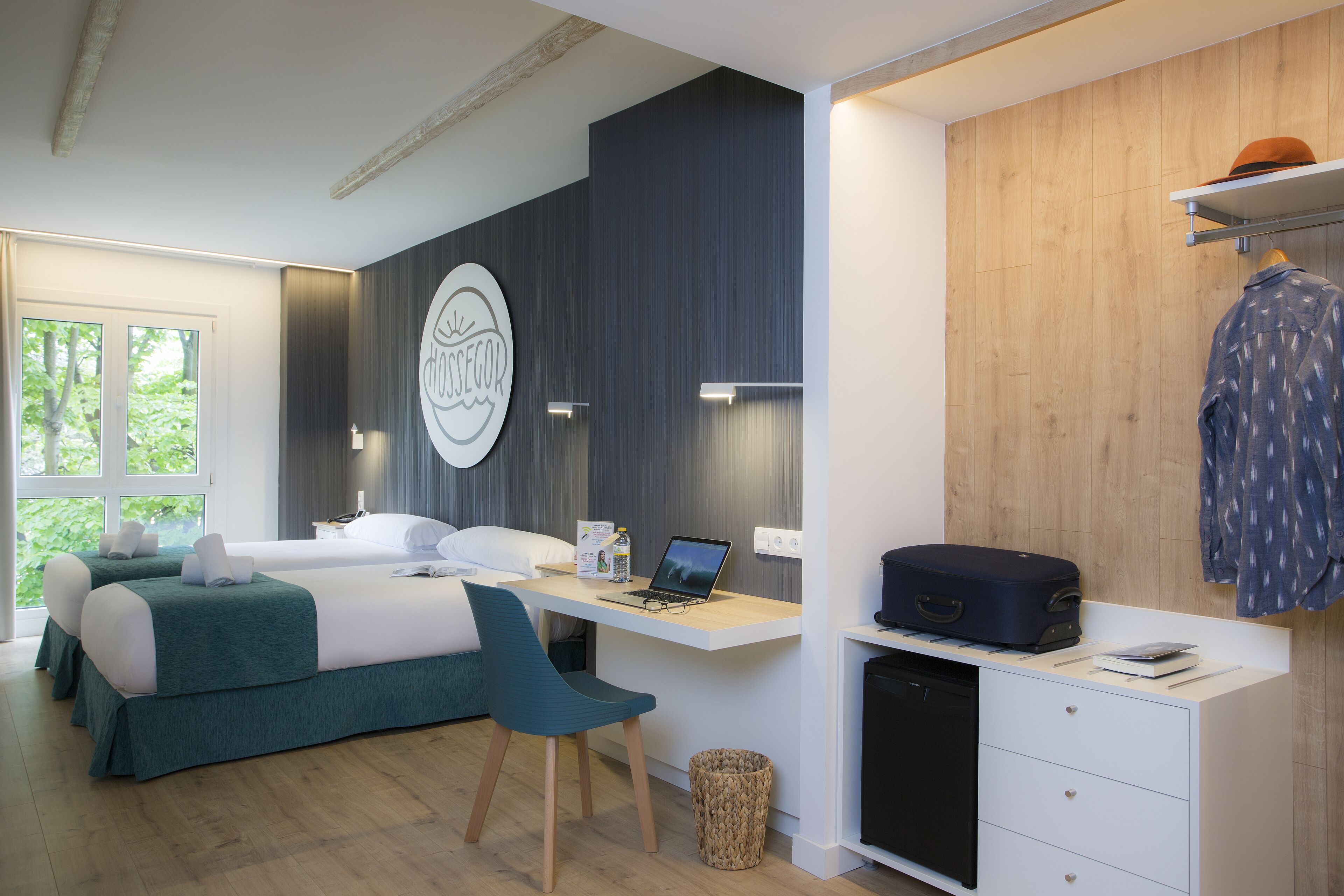 premium twin room | 1 bedroom, hypo-allergenic bedding, minibar, individually decorated