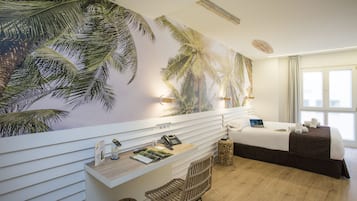 Habitación Premium doble, 1 cama doble | Ropa de cama hipoalergénica, minibar, decoración individual y escritorio