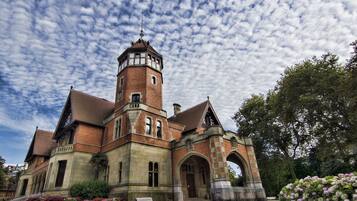 สถานที่น่าสนใจ