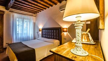 Phòng đôi Tiêu chuẩn, 1 giường cỡ queen, không hút thuốc | Bàn, nôi/giường cho trẻ sơ sinh (phụ phí)