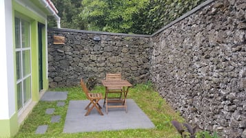 House, 1 Bedroom | Terrace/patio