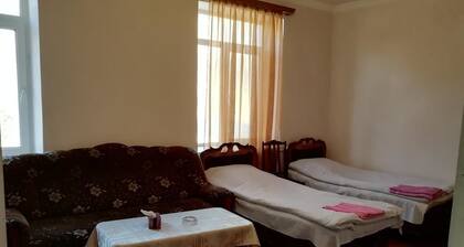 Meghri Inn