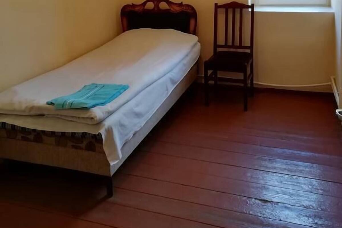 Single Room, Shared Bathroom