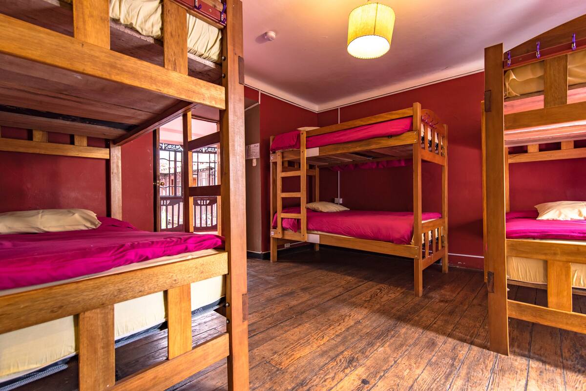 Gemeinsamer Schlafsaal, Gemischter Schlafsaal (8-beds)
