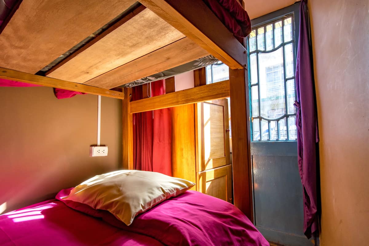 Twin Room, Ensuite | In-room safe, blackout drapes, soundproofing, free WiFi