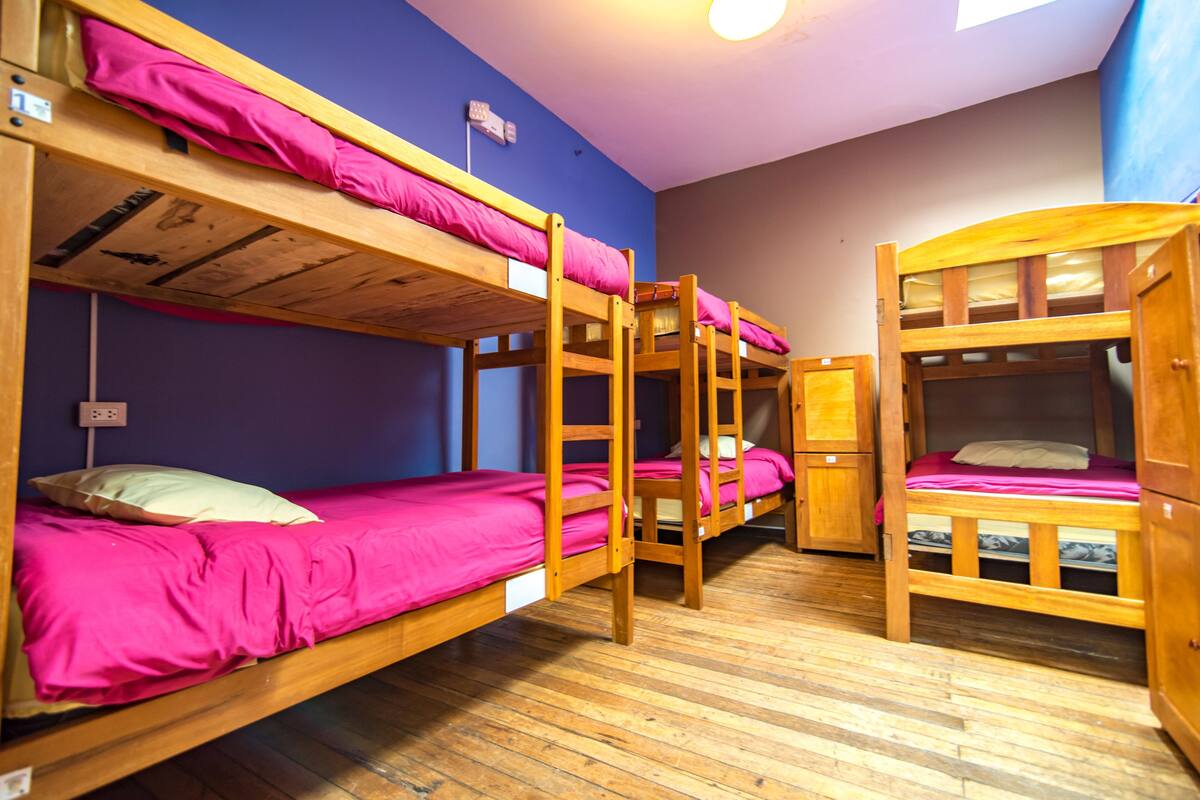 Gemeinsamer Schlafsaal, Gemischter Schlafsaal (6-beds)