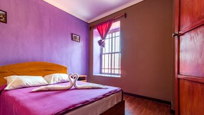 Chambre double, salle de bain attenante