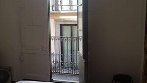 Single Room, Shared Bathroom - Happy @ Barcelona - Hostel (Barcelona)