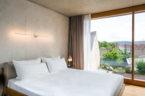 In-room safe, blackout drapes, free WiFi, bed sheets