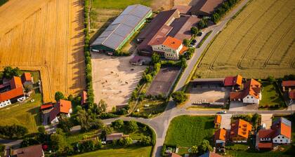 Pension & Reitschule Fuchsenhof