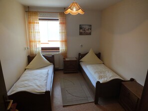 Apartment, 2 Schlafzimmer | 2 Schlafzimmer, kostenloses WLAN