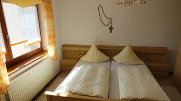 2 bedrooms, free WiFi