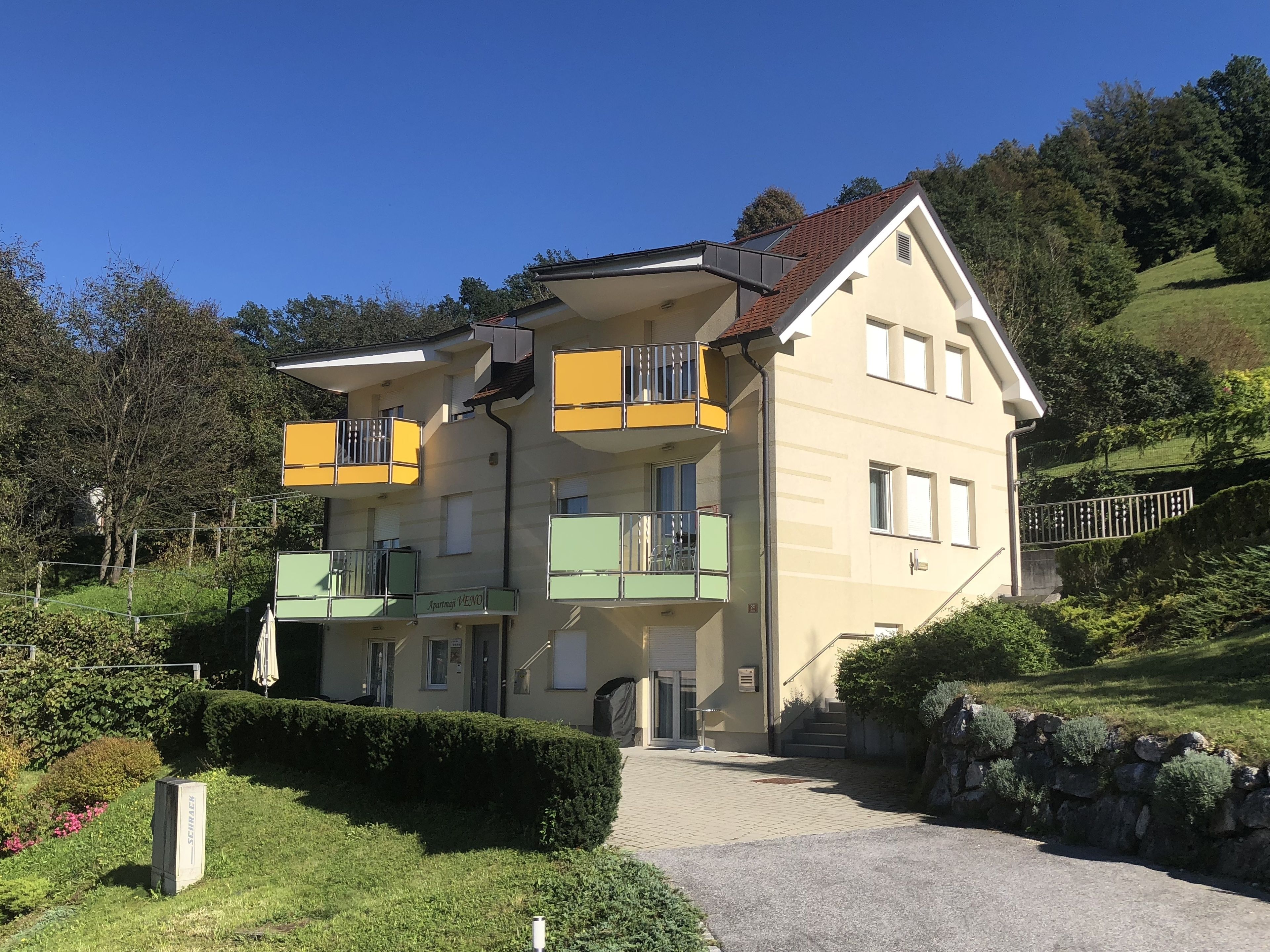 Fachada da propriedade