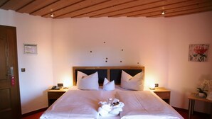 Room - Zur Isar (Plattling)