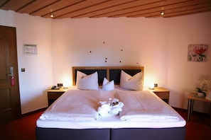 Room - Zur Isar (Plattling)