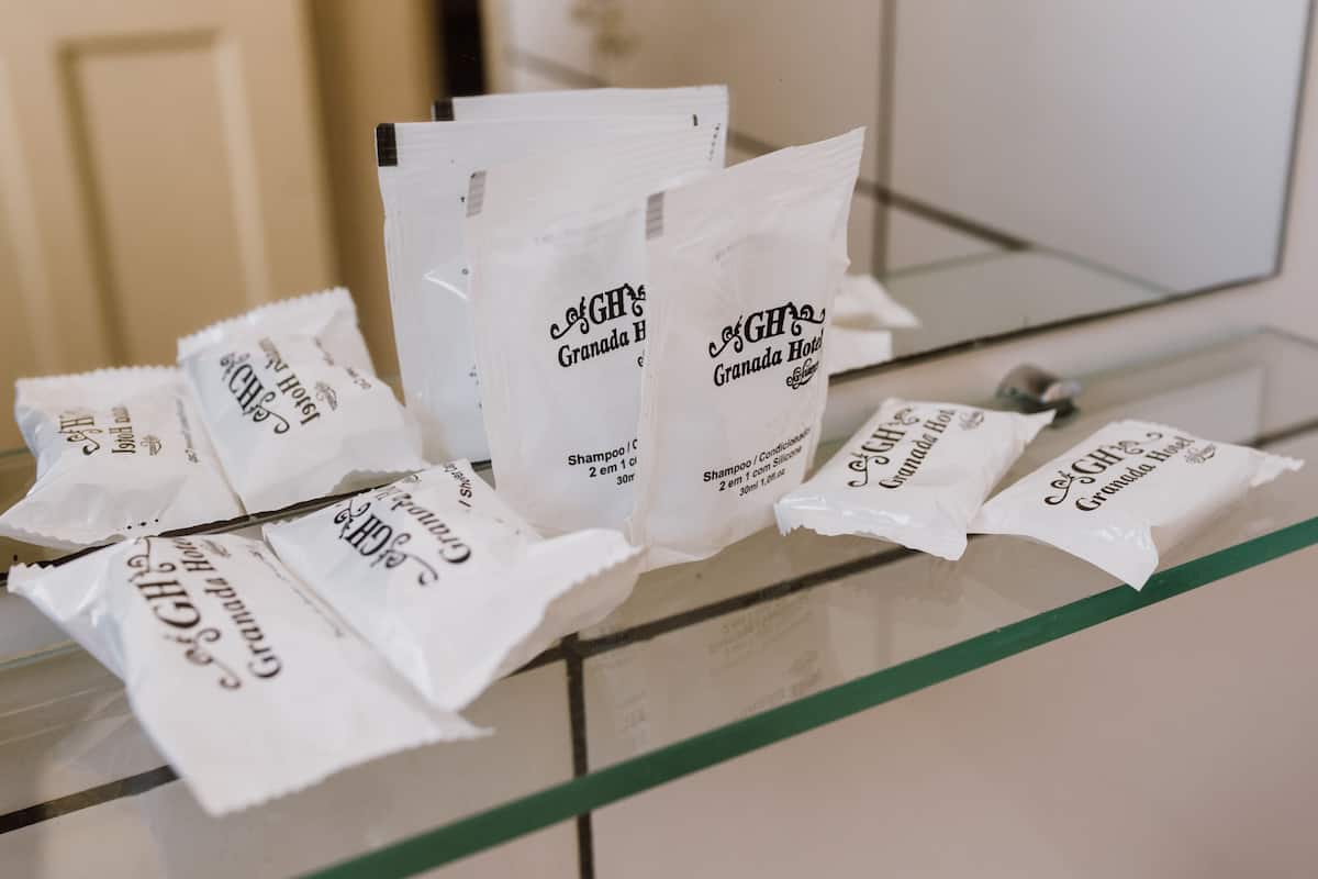 standard double room, 1 double bed, non smoking | bathroom sink