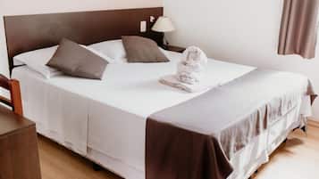 Frigobar, cortinas blackout, Wi-Fi de cortesia, roupa de cama