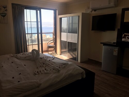 Ahla Tlah SeaView Hotel