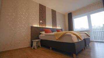 Basic Single Room, 1 Double Bed | Blackout drapes, free WiFi, bed sheets