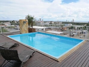 Piscina externa