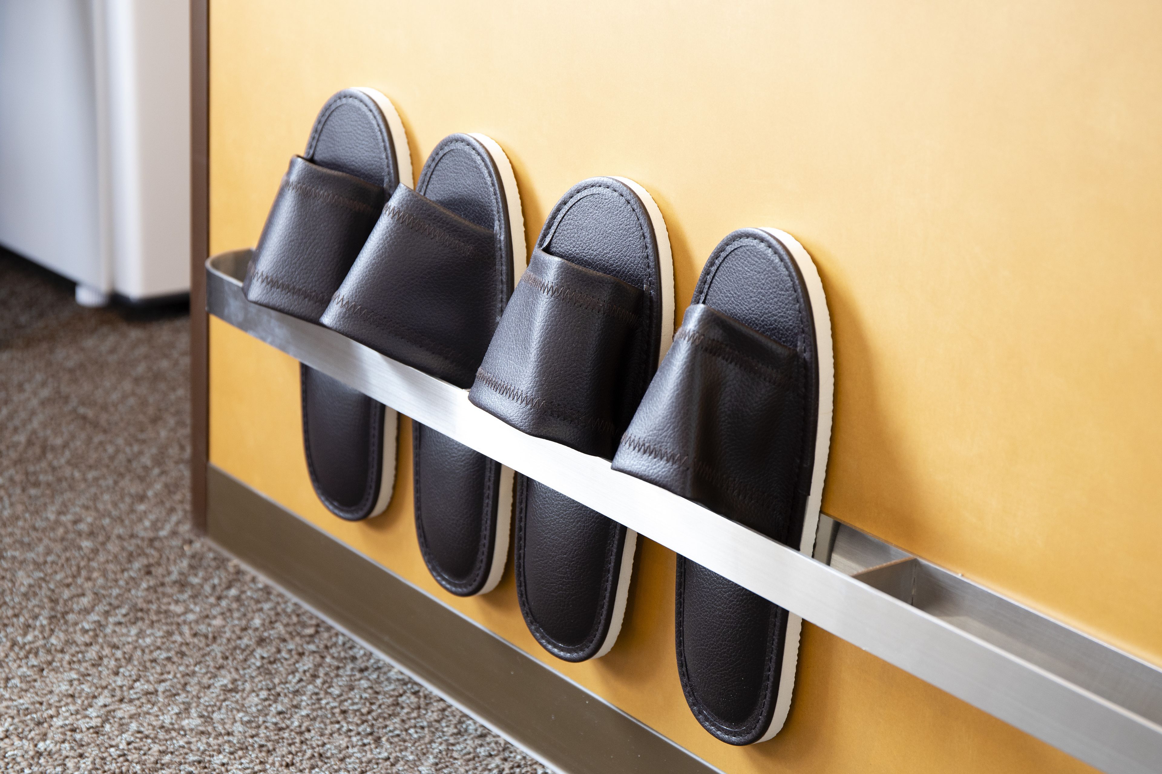 1 bedroom, in-room safe, blackout curtains, soundproofing