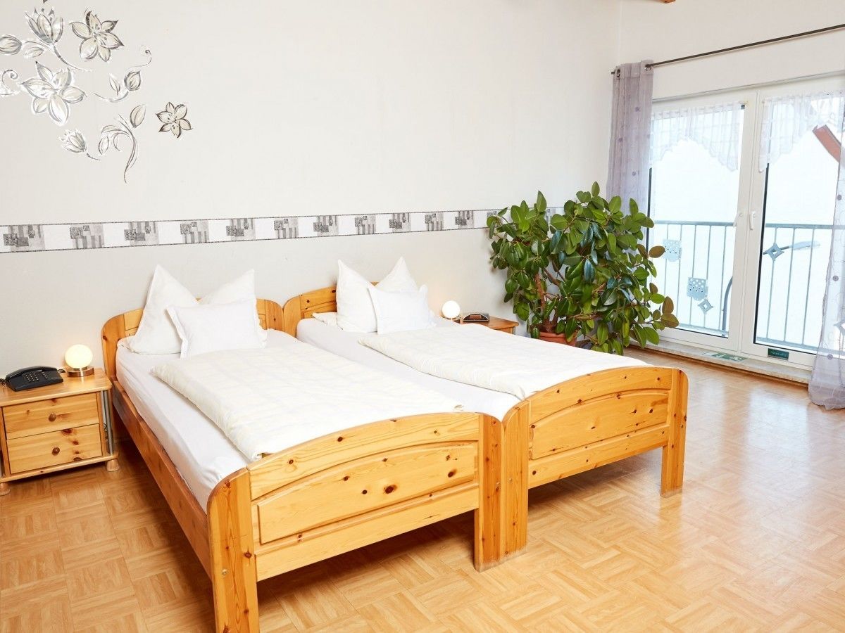 خزنة داخل الغرفة ومكتب وواي فاي مجانًا