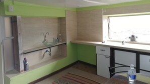 Apartment | Private kitchenette - Garden of San Blas Apartment (Cusco)