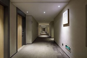 Unclassified image, 3 of 77, button - Homeinn · neo (Qingdao Chengyang Zhengyang Middle Road Wanxianghui) (Qingdao)