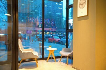Homeinn · neo (Qingdao Chengyang Zhengyang Middle Road Wanxianghui)