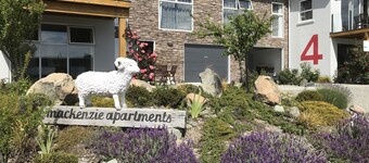 Mackenzie Apartments & Suites