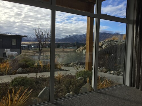 Mackenzie Apartments & Suites