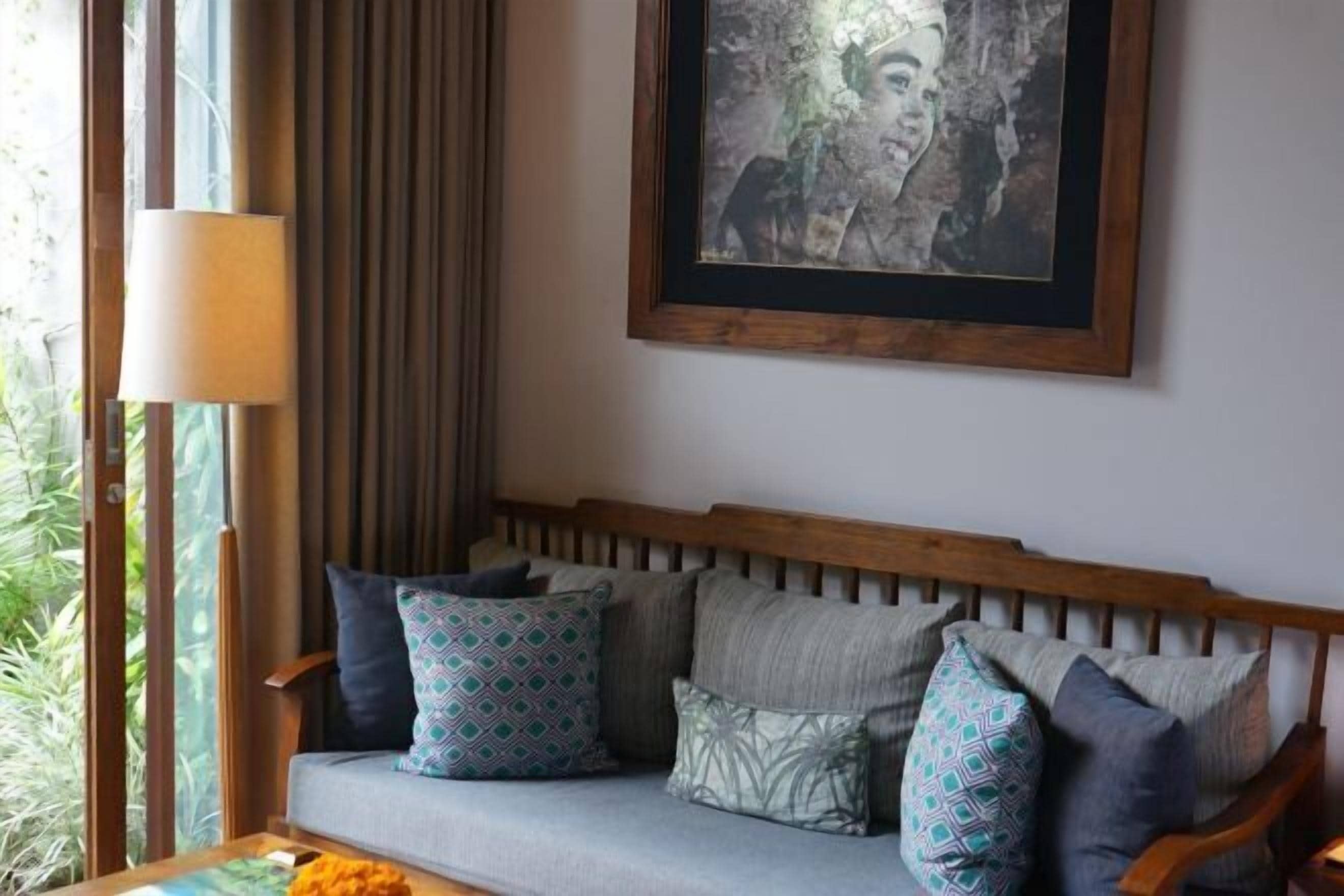 Living area | Flat-screen TV