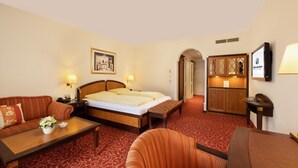 Room - Hotel Friesacher (Anif)