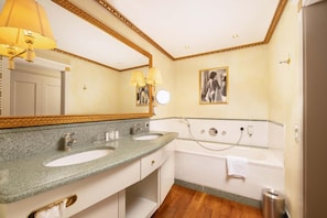 Room - Hotel Friesacher (Anif)