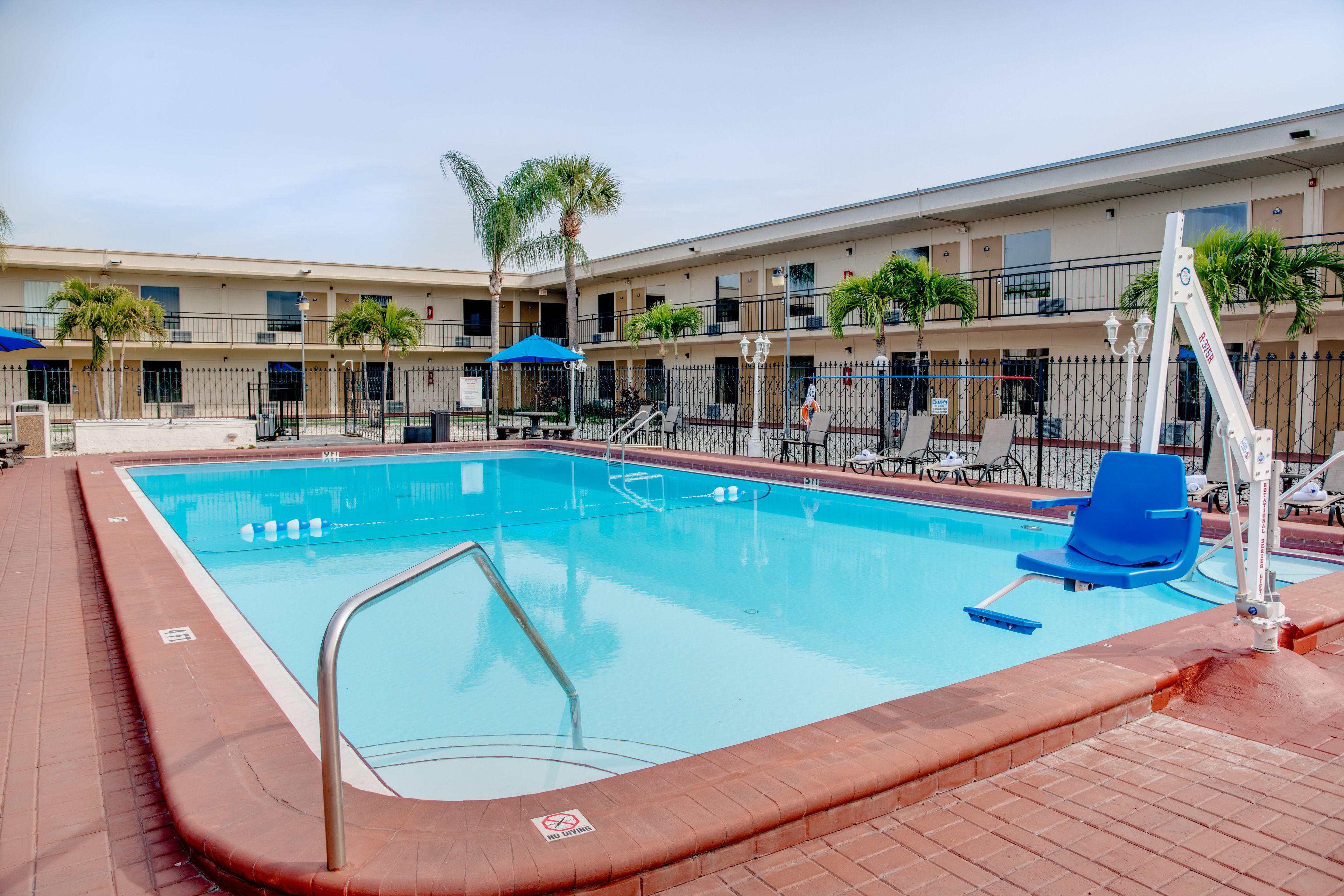 Foto - Super 8 by Wyndham St. Petersburg