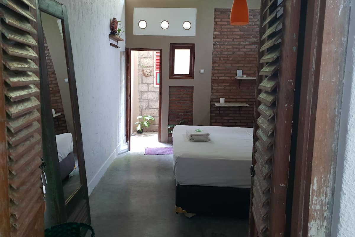 Habitación doble, 1 cama Queen size | Wifi gratis