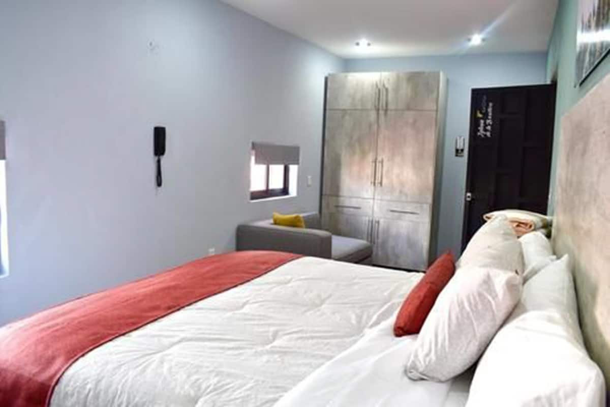 In-room safe, desk, free WiFi, bed sheets