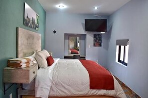 In-room safe, desk, free WiFi, bed sheets - Hotel Corazon Mexicano (Guanajuato)
