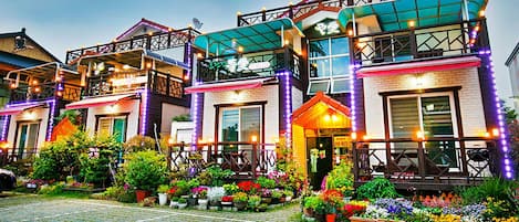 Fachada de la propiedad