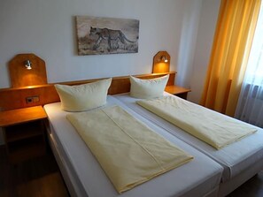 Room - Hotel Sonne Haus 1 (Idstein)