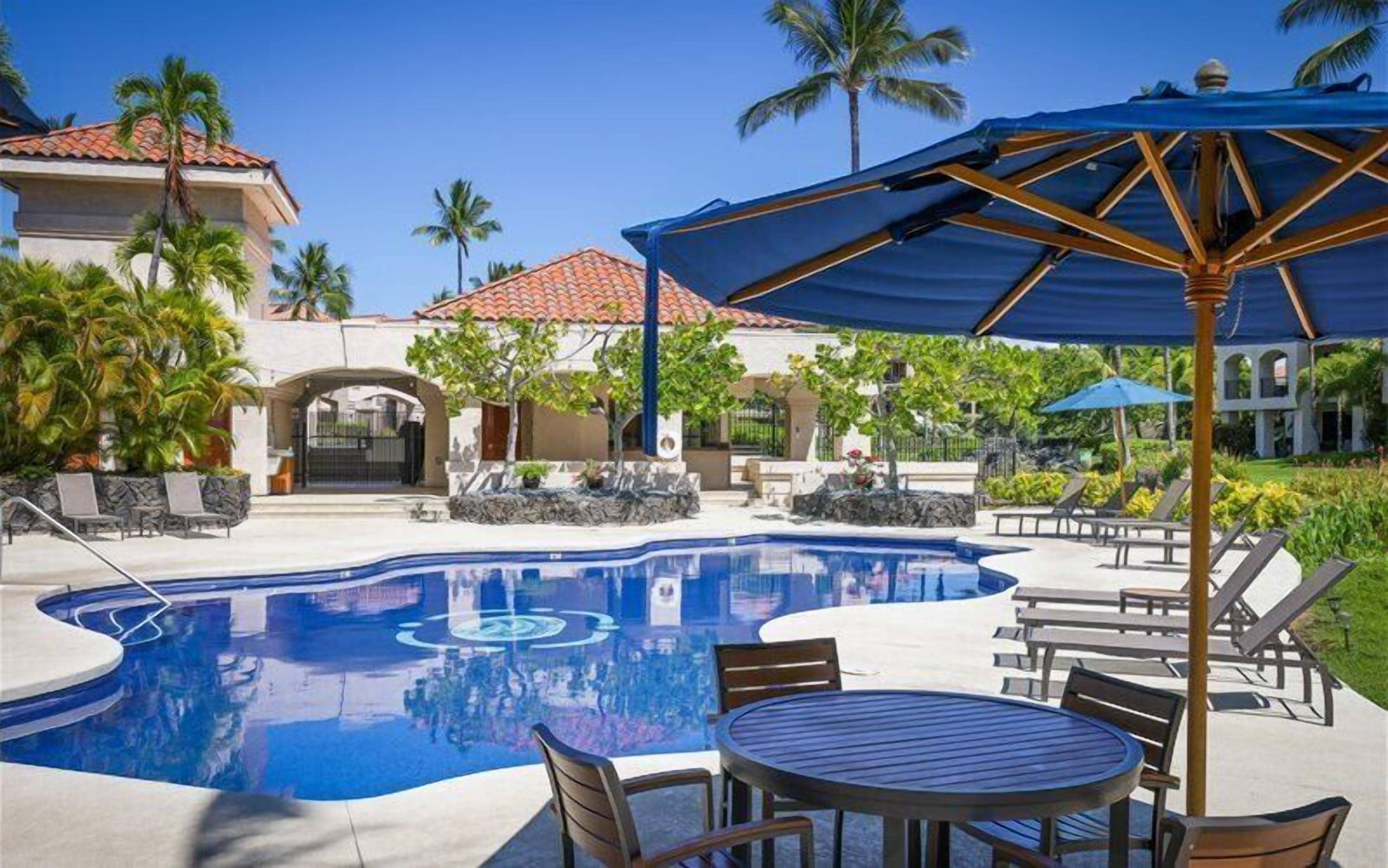 Shores at Waikoloa Unit 105 Garden View 2 Bedroom 2 Bath | Individuell dekoriert, individuell eingerichtet, Bügeleisen/Bügelbrett