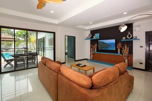 Living area - Boutique 3BR Pool Villa White Cove Rawai (Rawai)
